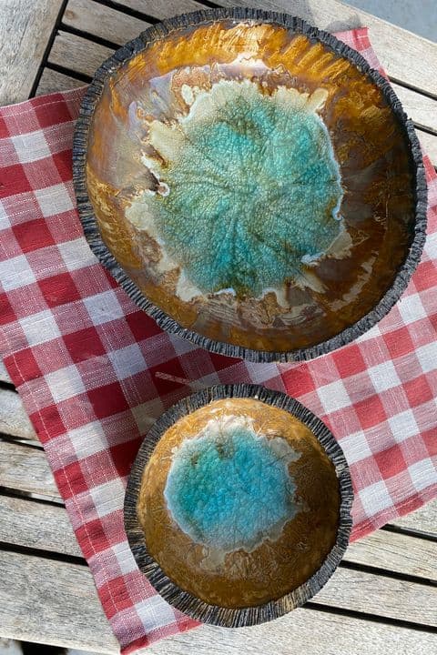 Schale BLATT – handgetöpferte Keramik von Antjes Keramik