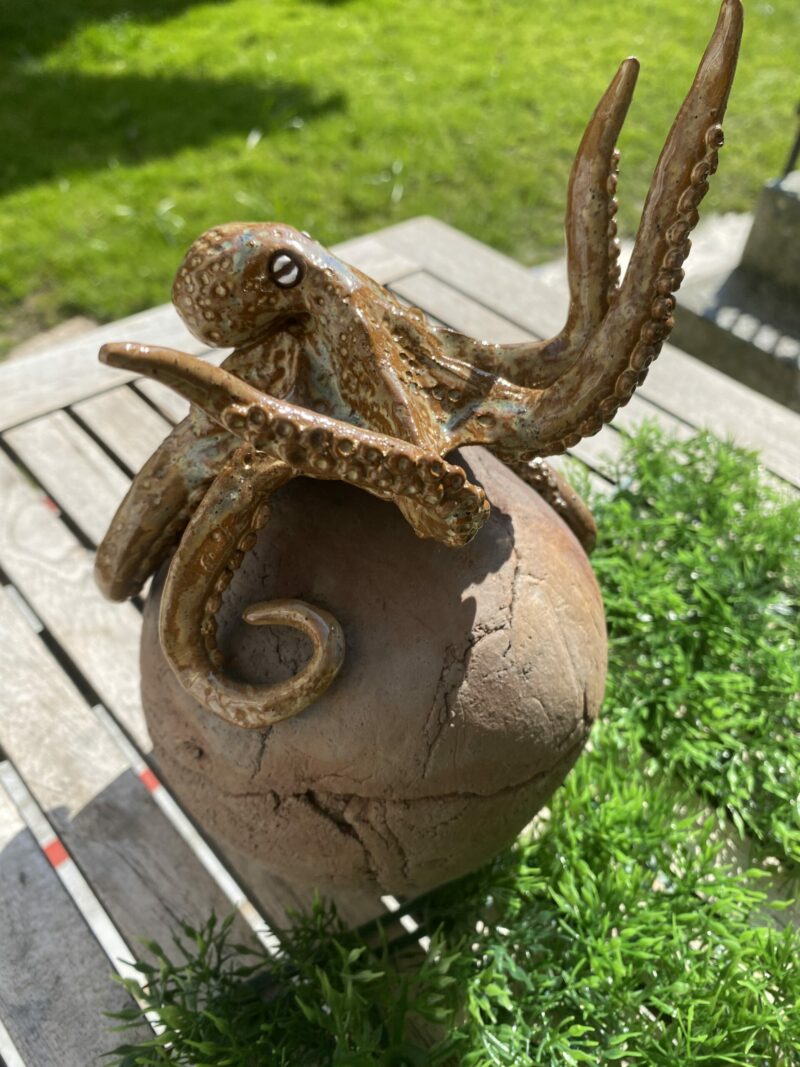 Krake auf Kugel (Kopie) – Bild 3